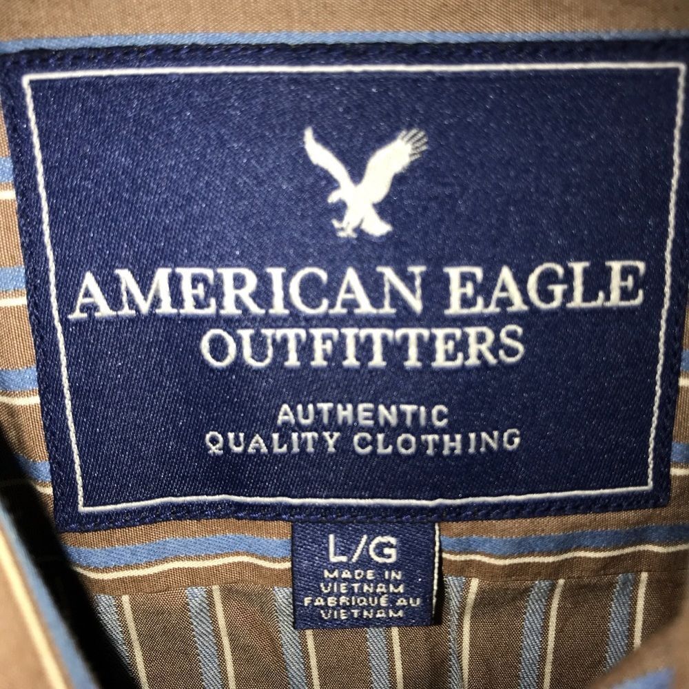 American Eagle Button Up - Picture 3 of 3